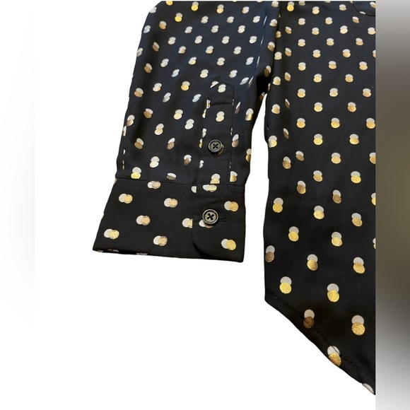 Who What Wear Women’s Black and Gold button up dress shirt size medium - Picture 5 of 7